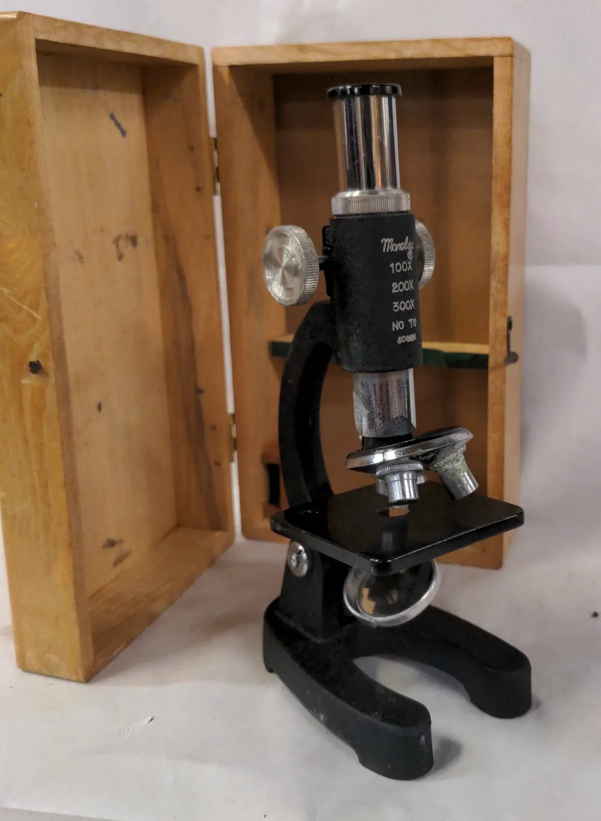 Small Microscope In Box 1