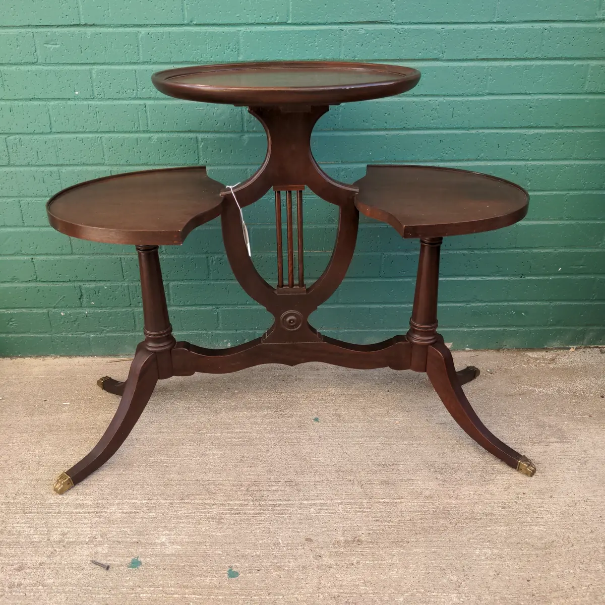Duncan Phyfe 3 Tier Mahogany Stand 1