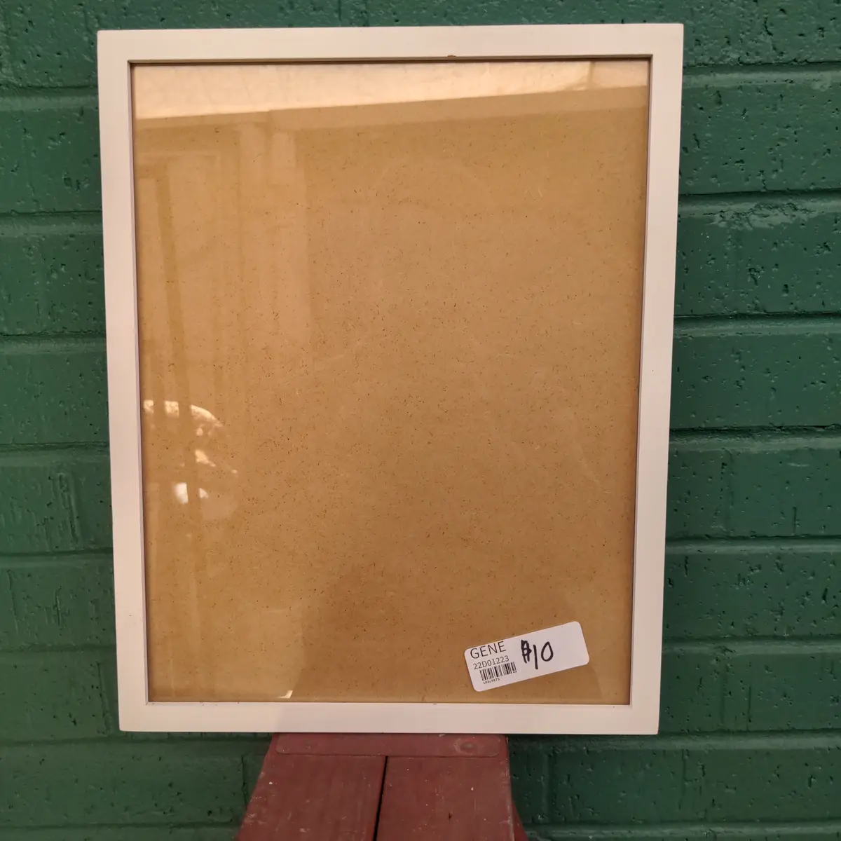 Small White Modern Frame 1