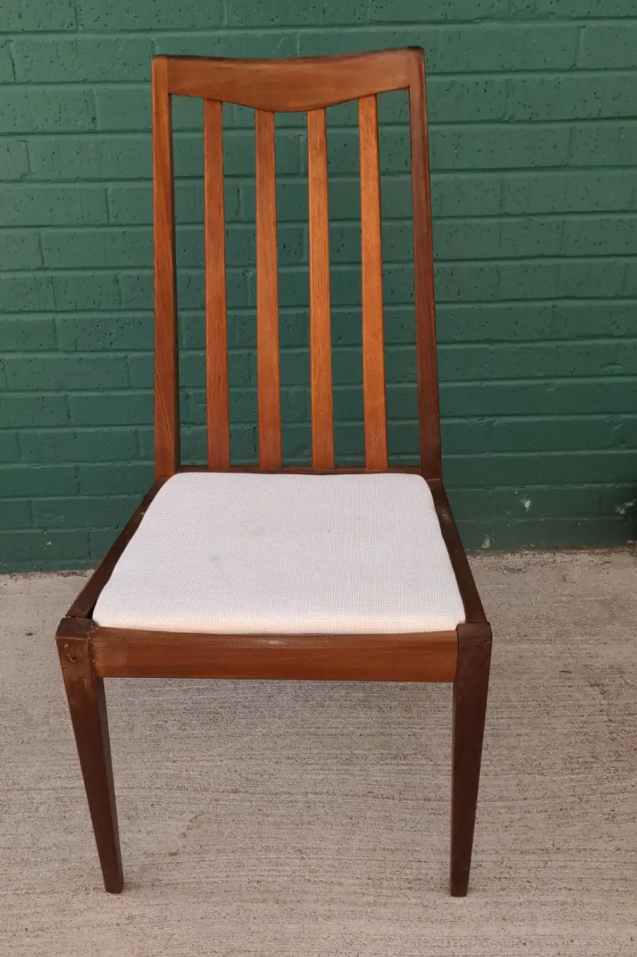 Single Mid-Century Chair Is Found 1