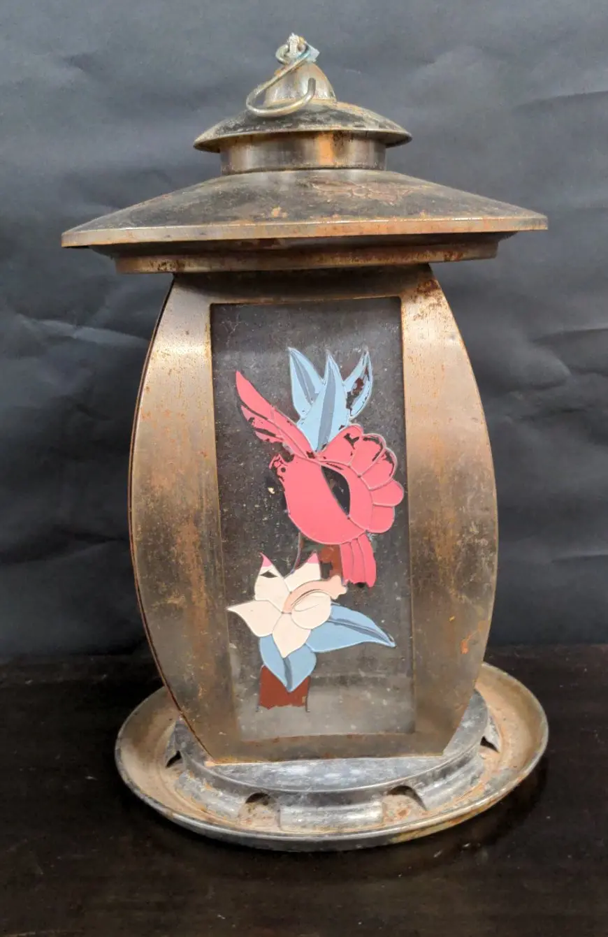 Hummingbird Feeder 1