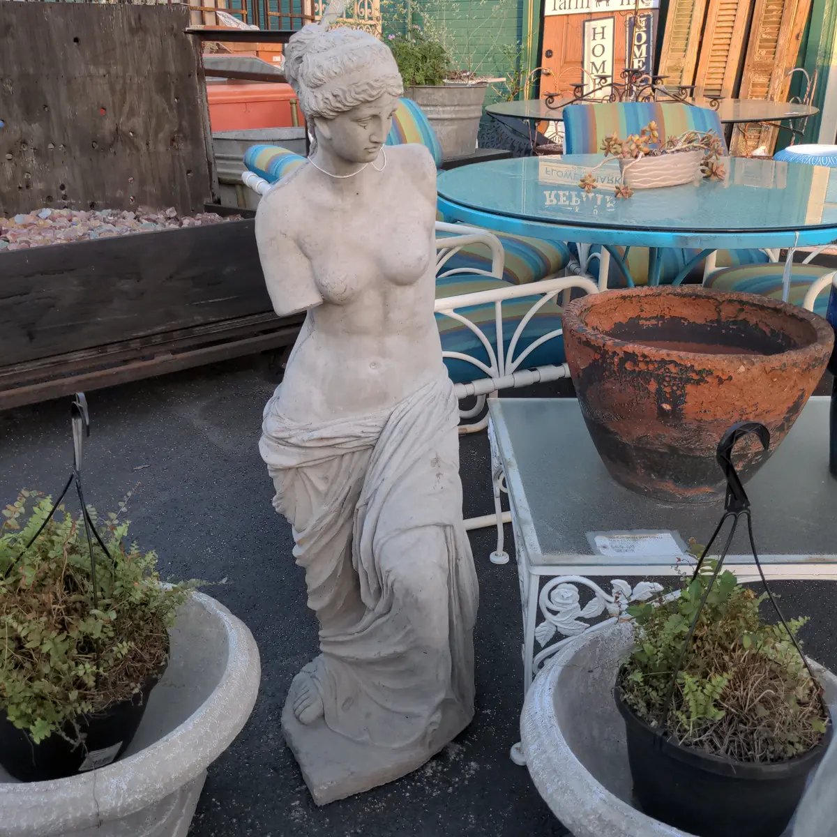 Concrete Classical Statue Of Venus 1