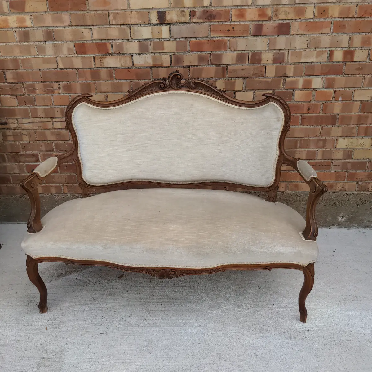 Louis Xv Walnut Settee 1