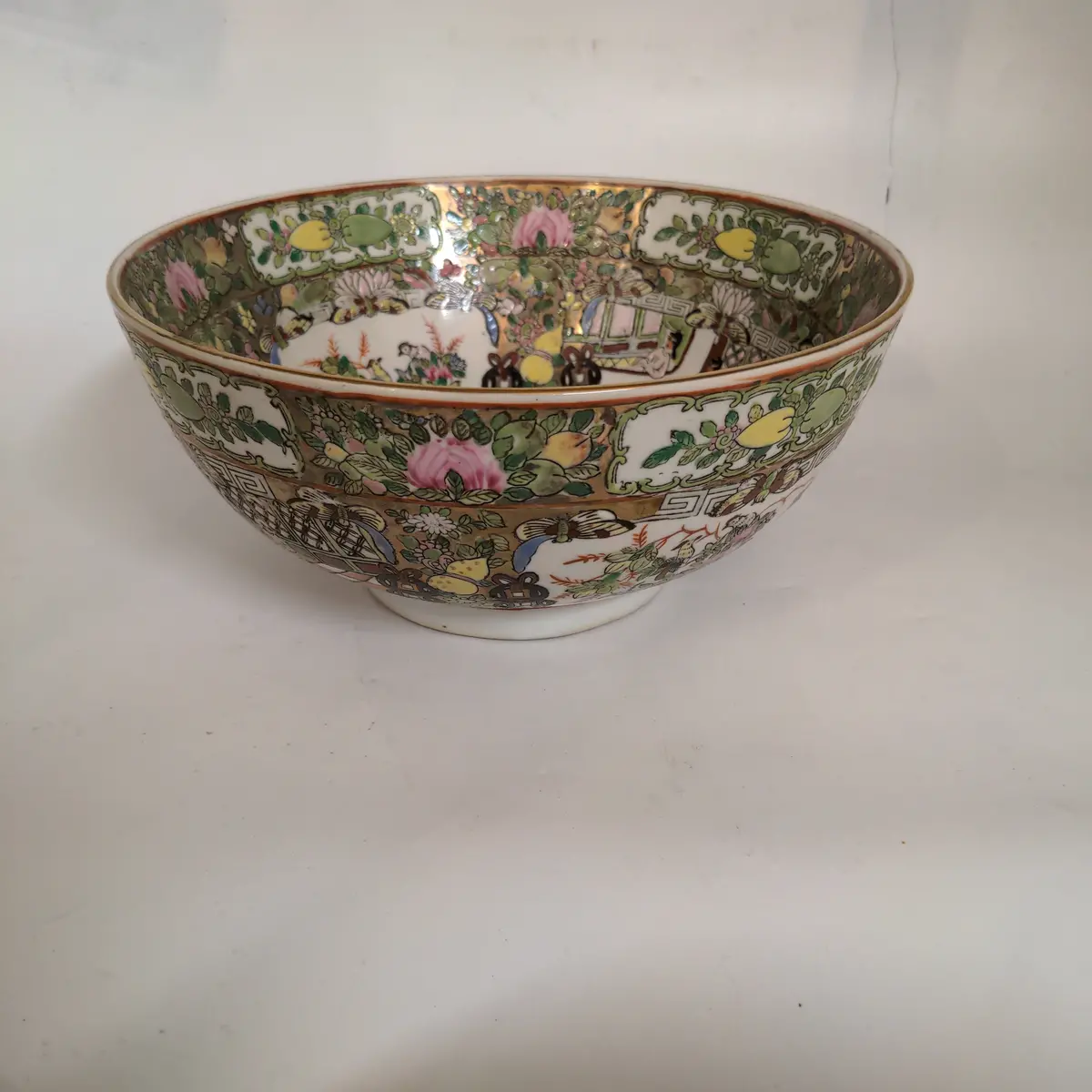 Rose Famille Style Bowl 1