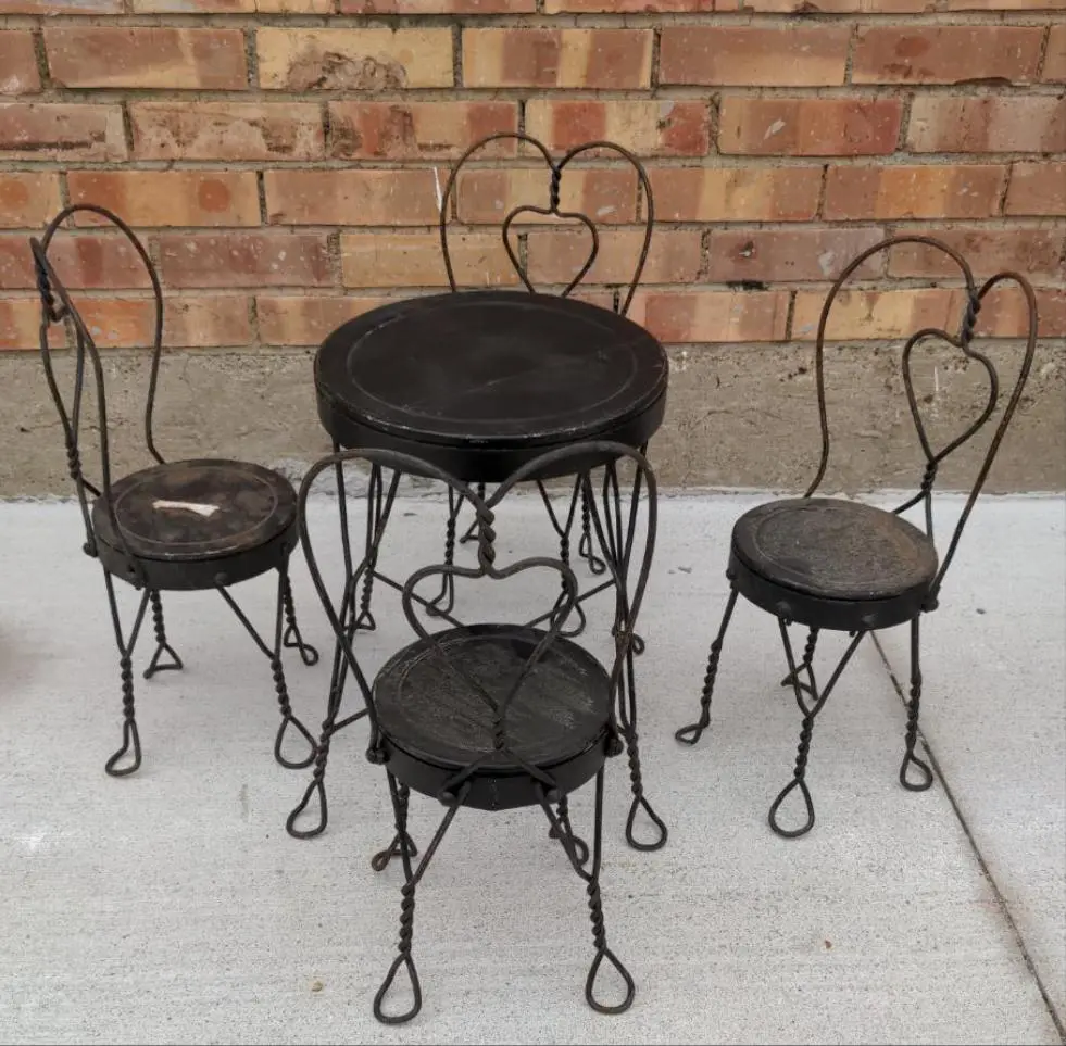 Miniature Five-Piece Ice Cream Parlor Set 1