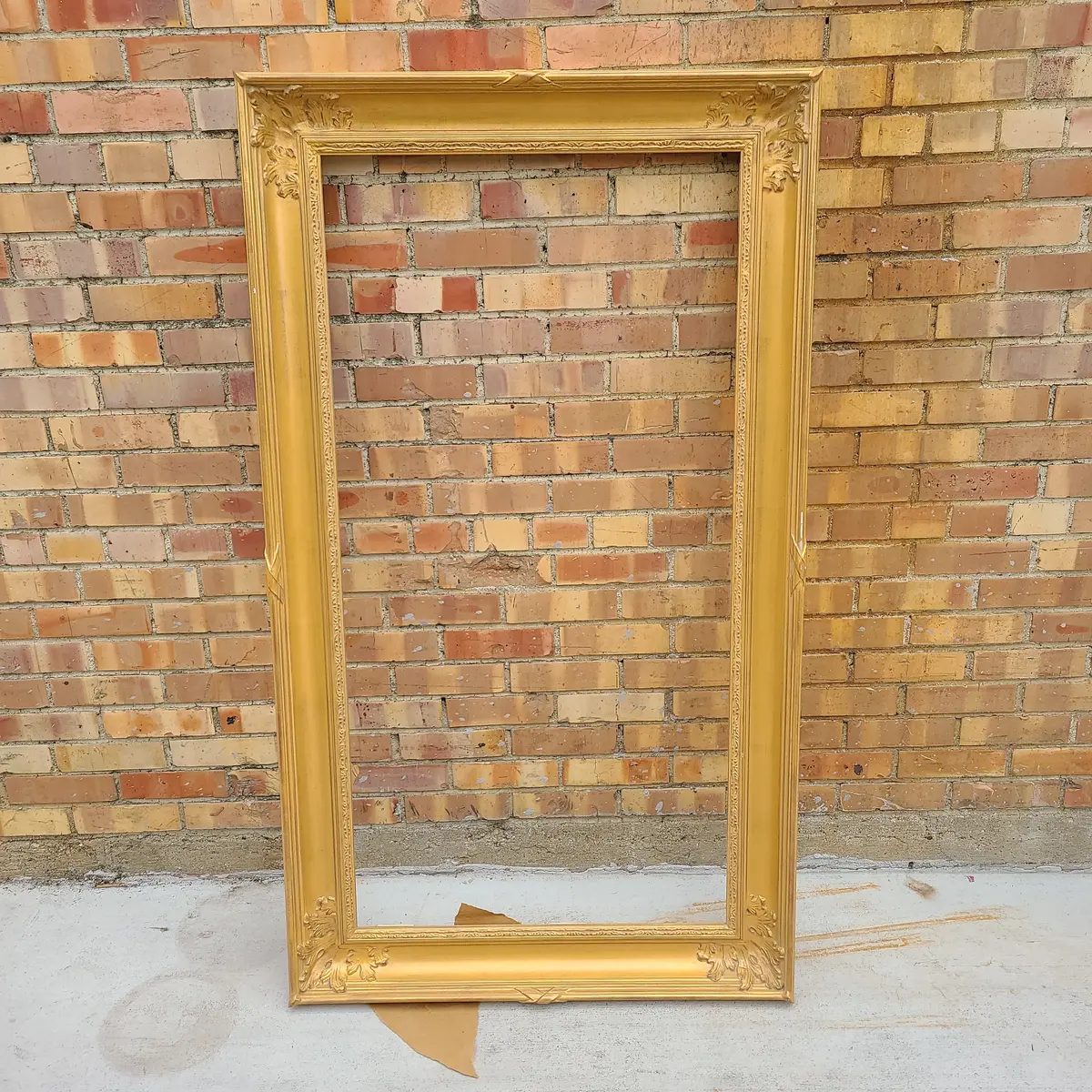 Large Gold Frame With Matt Finish 1
