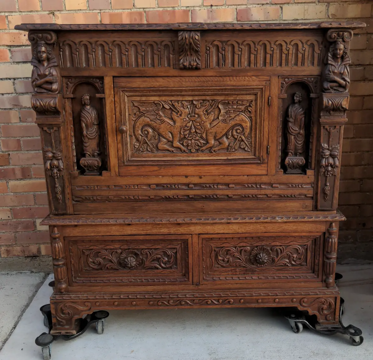 Carved Rennaisance Revival Server With Saints 1