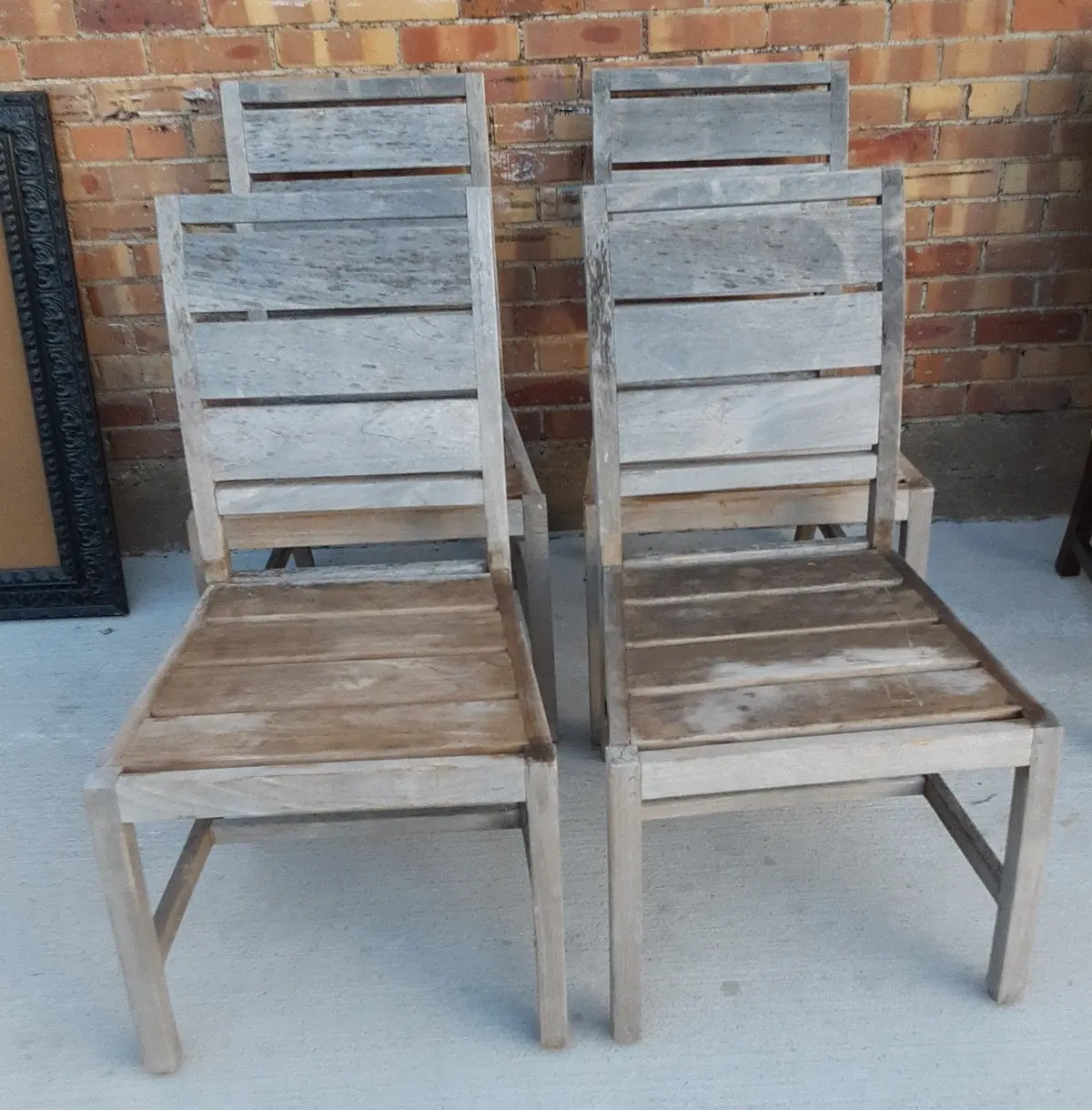 Set Of 4 Teak Chairs 1
