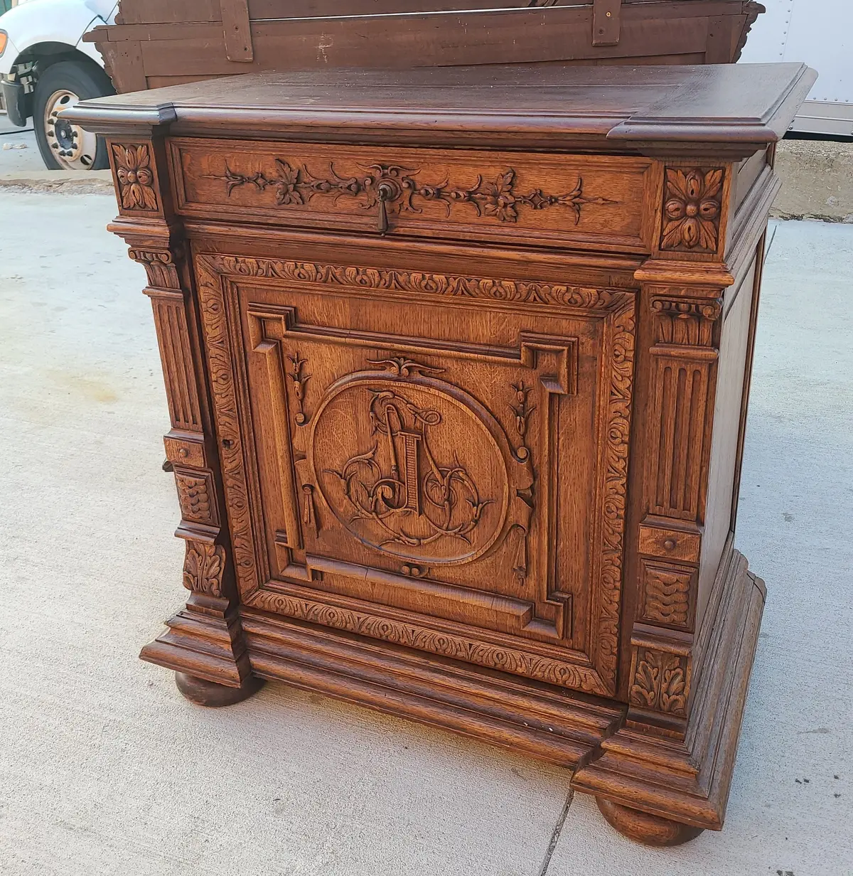 French Oak Lift Top Server With Marble Inset 1