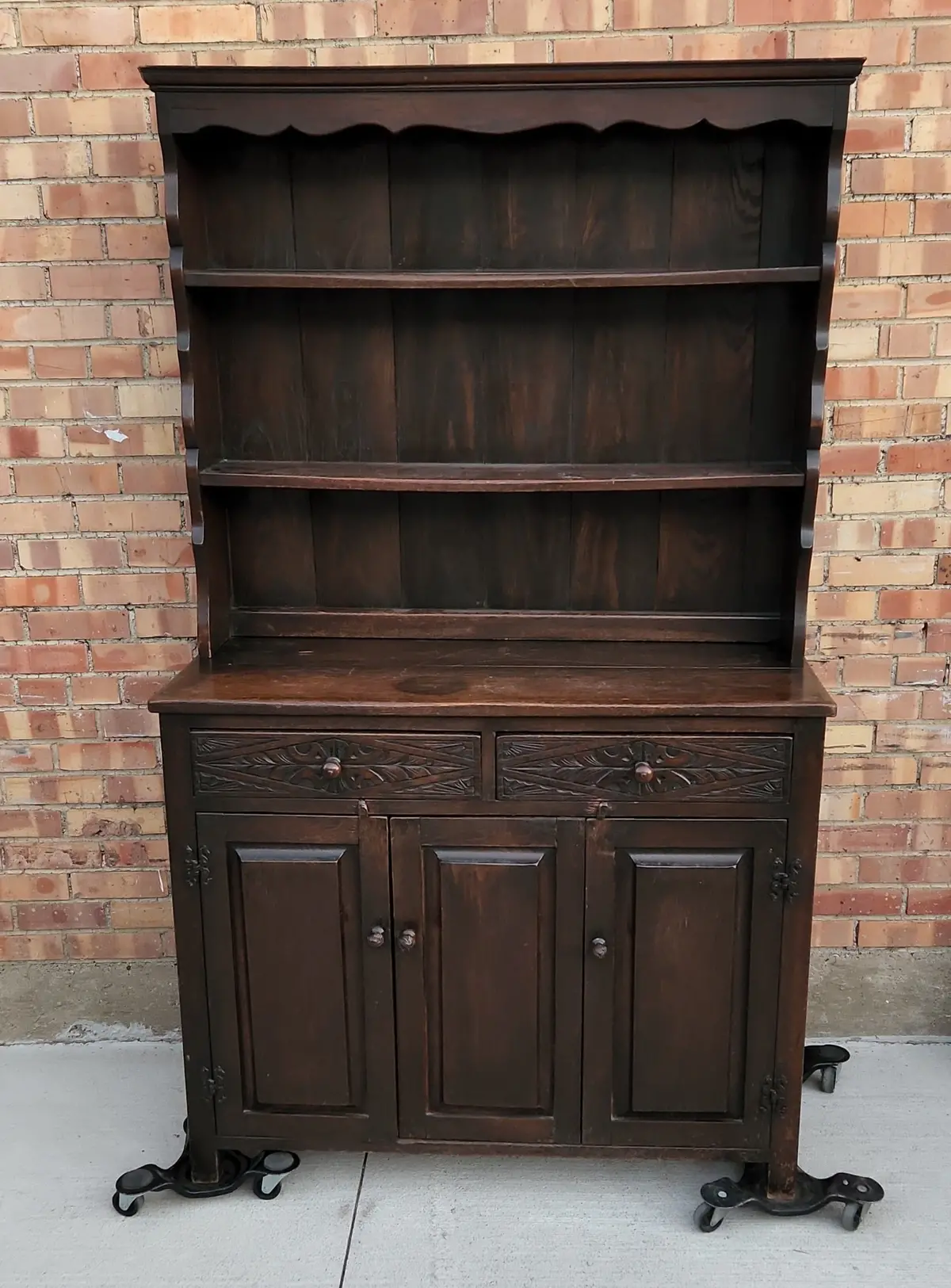 Dark Oak Welch Cupboard 1