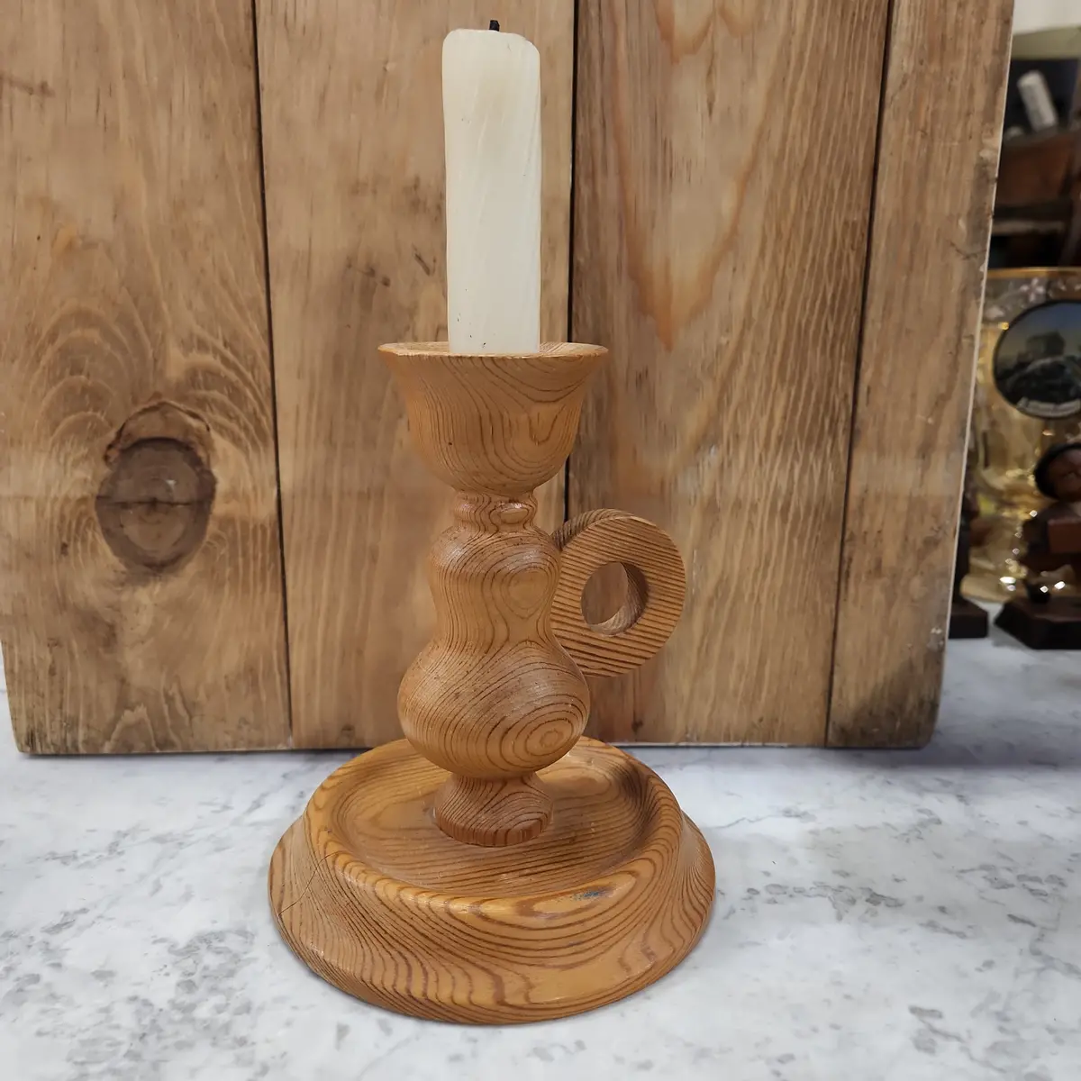 Single Wood Candlestick With Thumb Handle 1