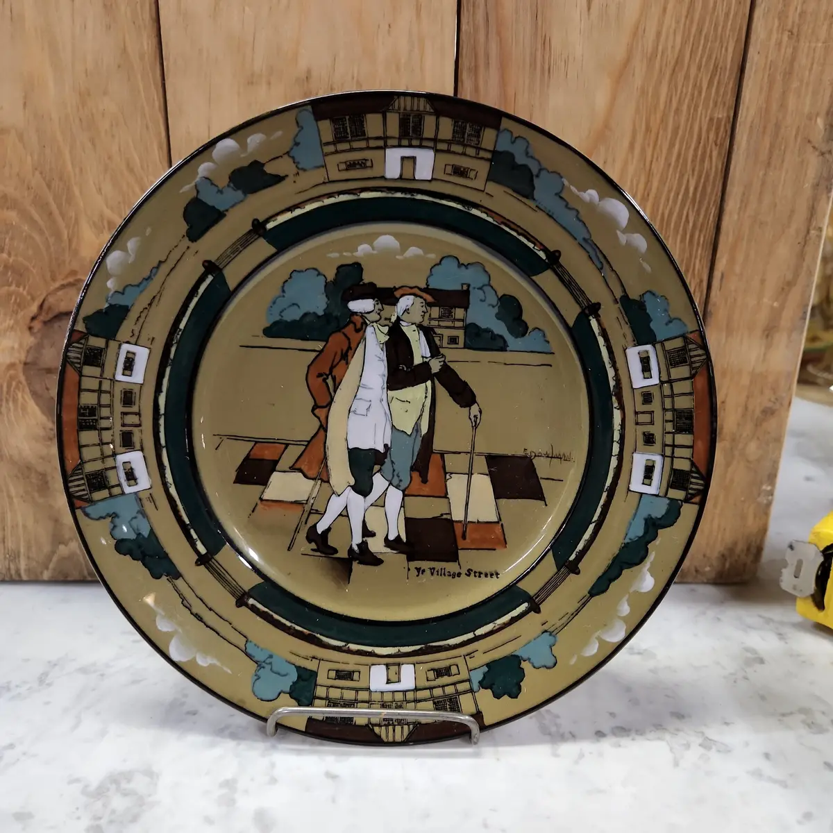 Each: Small Deldare Ware Buffalo Pottery Plate 1