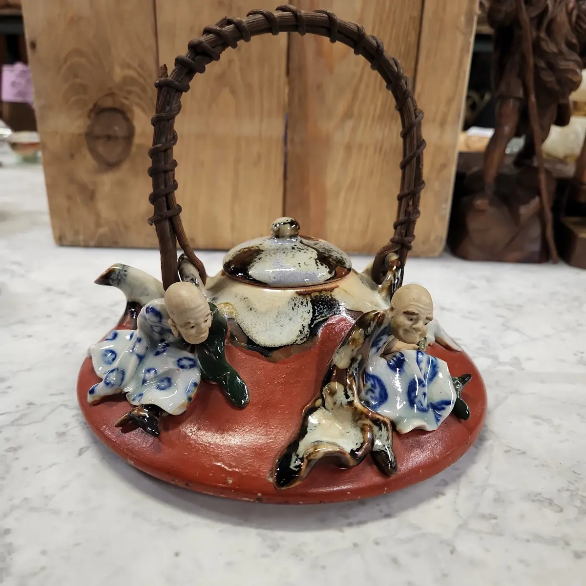 Sumida Gawa Flat Teapot With Two Figures And Vine Handle 1