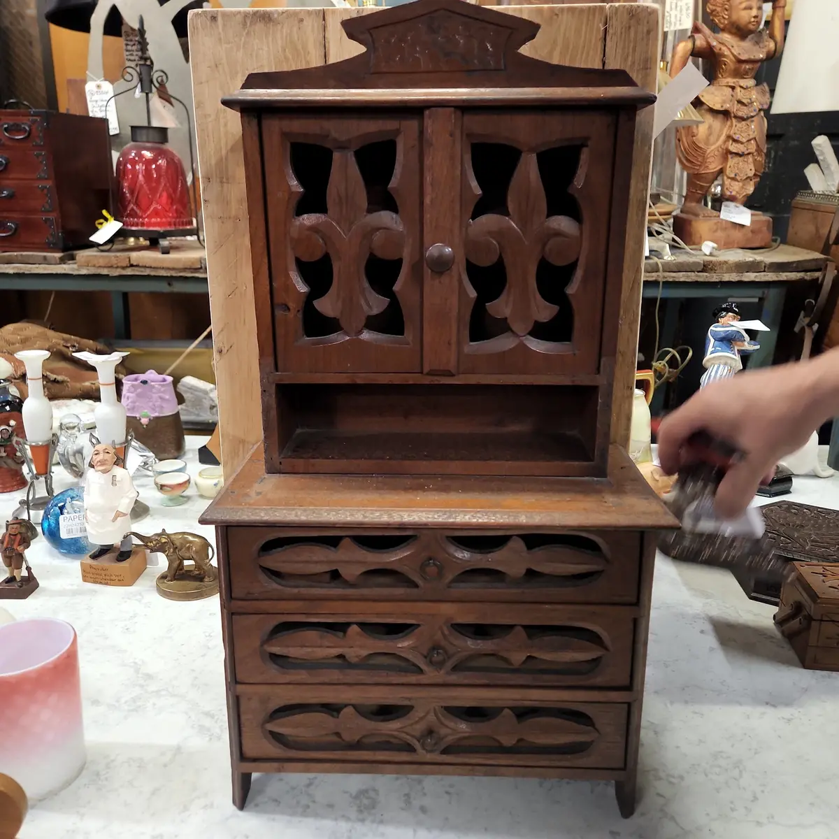 Miniature Walnut Vaissilier Chest 1