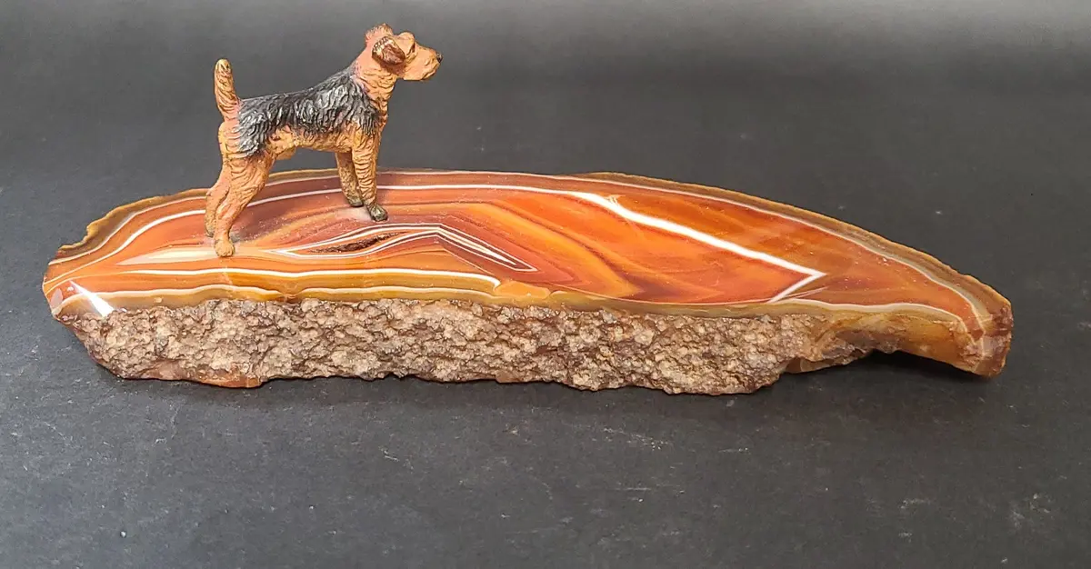Geode Tray With Small Terrier 1