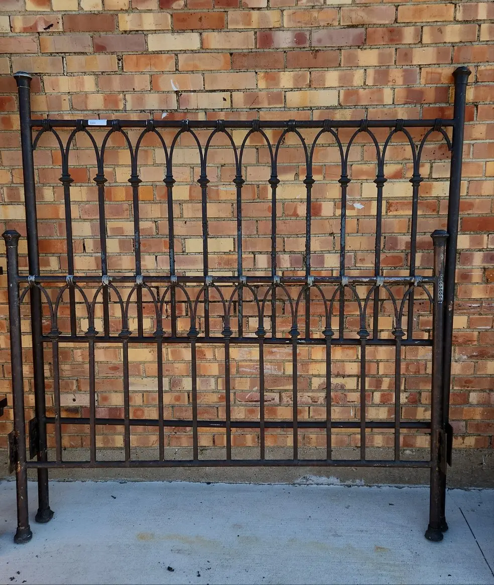 Queen Size Tubular Iron Bed 1