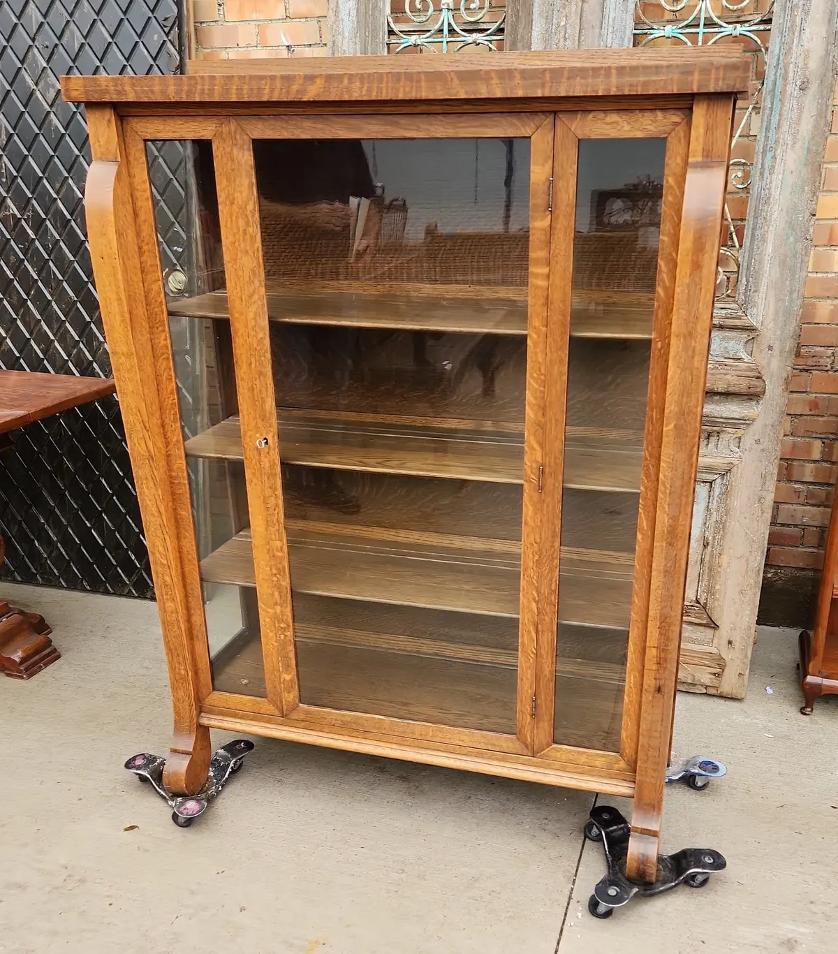 Empire Oak Display Case 1