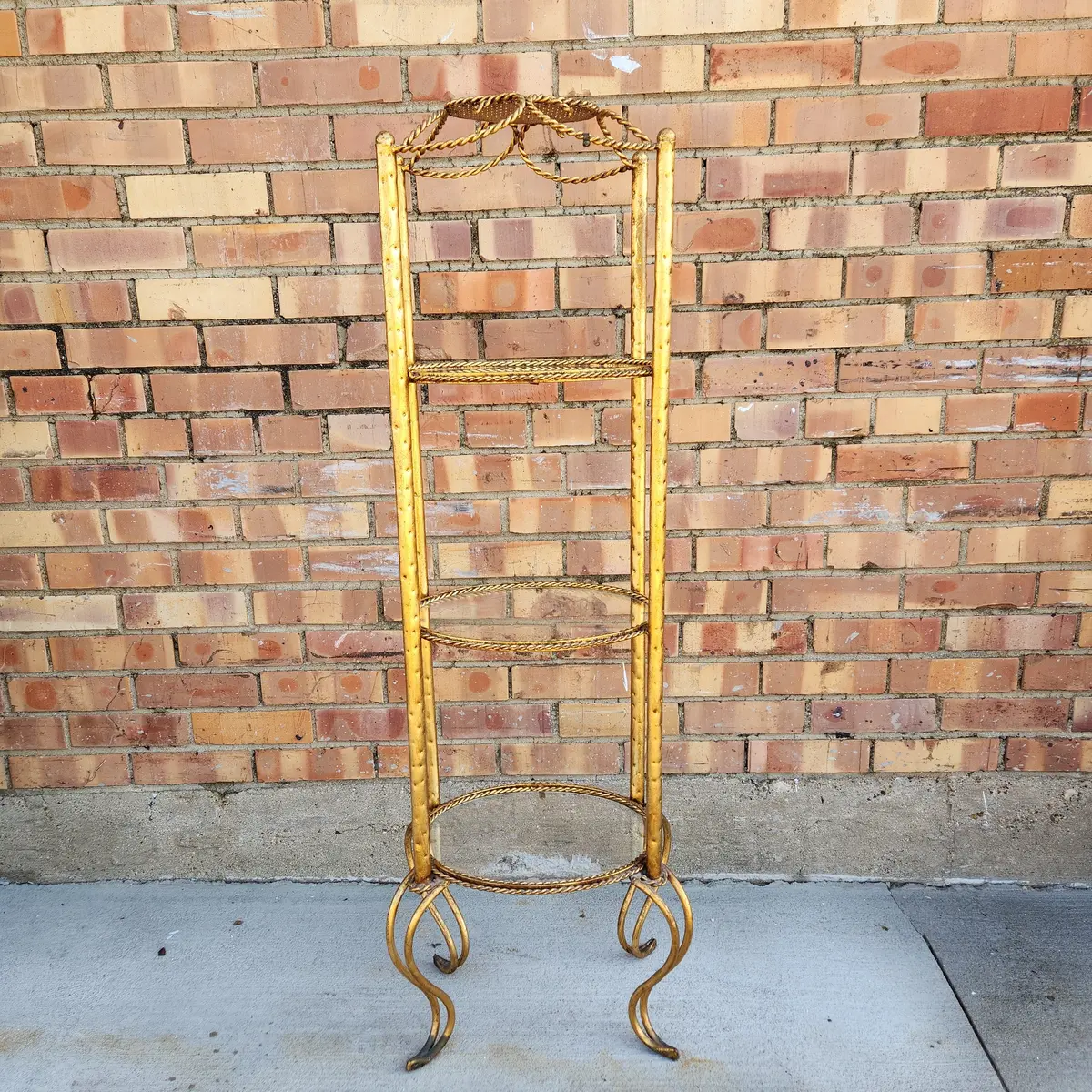 Hollywood Regencey Gold Metal Oval Etagere 1
