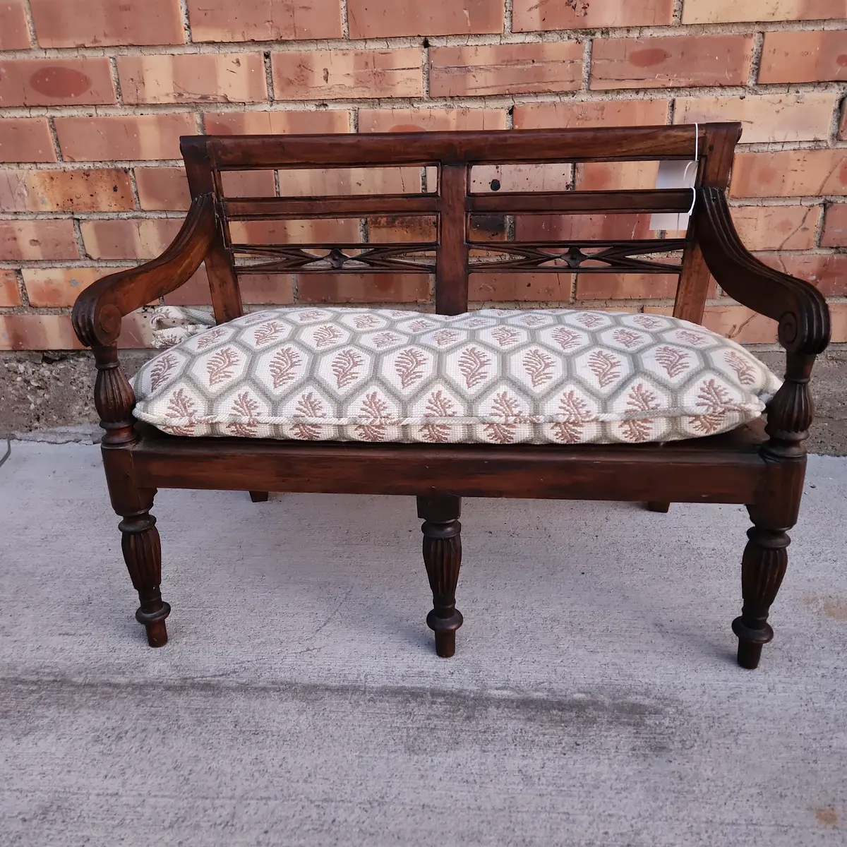 Child's Doll Settee 1