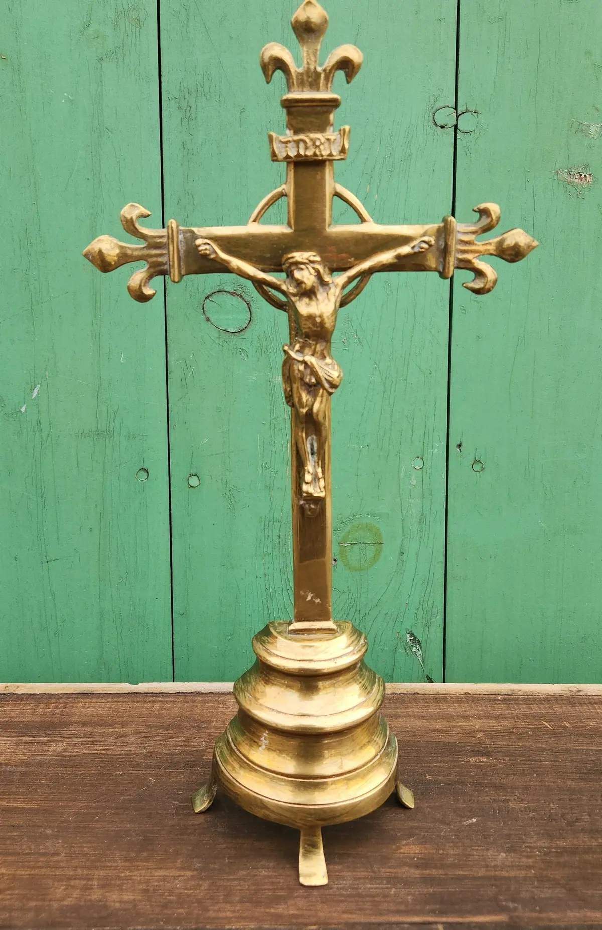 Small Brass Standing Crucifix 1