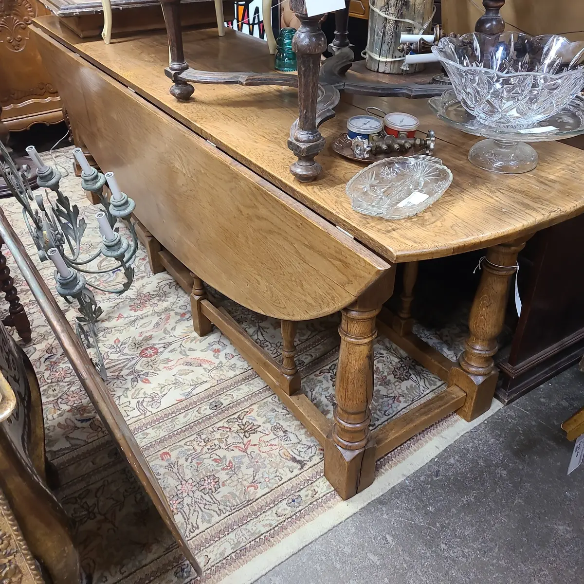 Large Medium Oak Wake Table 1