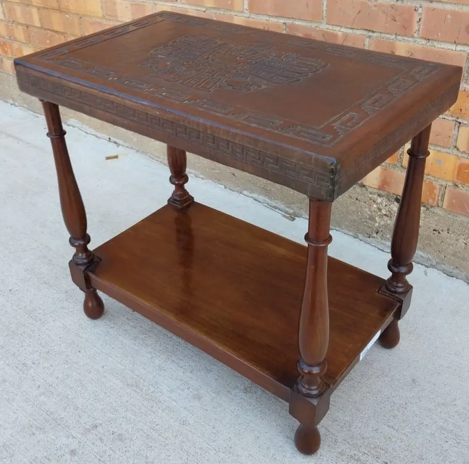 Rectangular Side Table With Embossed Leather Top 1