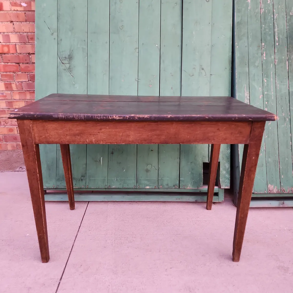 Small Taper Leg Early Pine Table 1