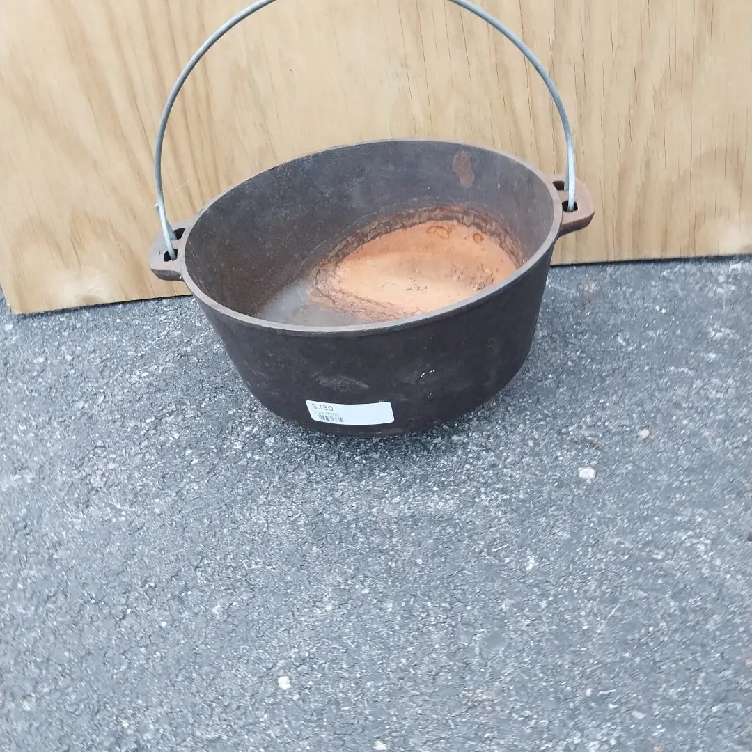 Cast Iron Kettle With Wire Handle - As Found 1