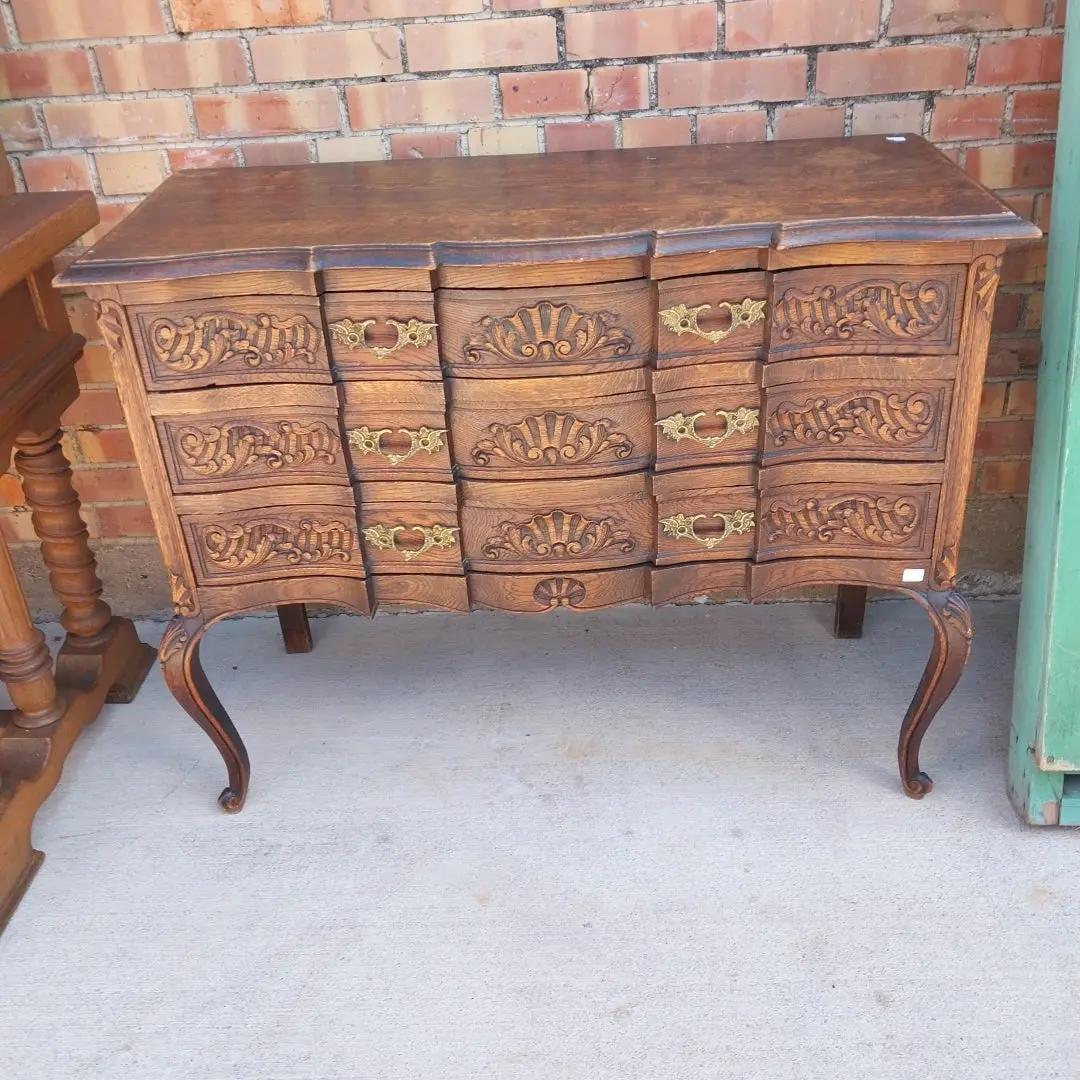 Wide 3 Drawer Country French Oak Chest 1