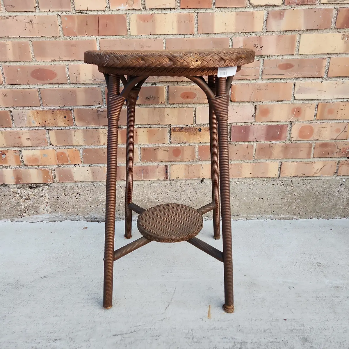 Small Round Llyod Loom Wicker Table 1