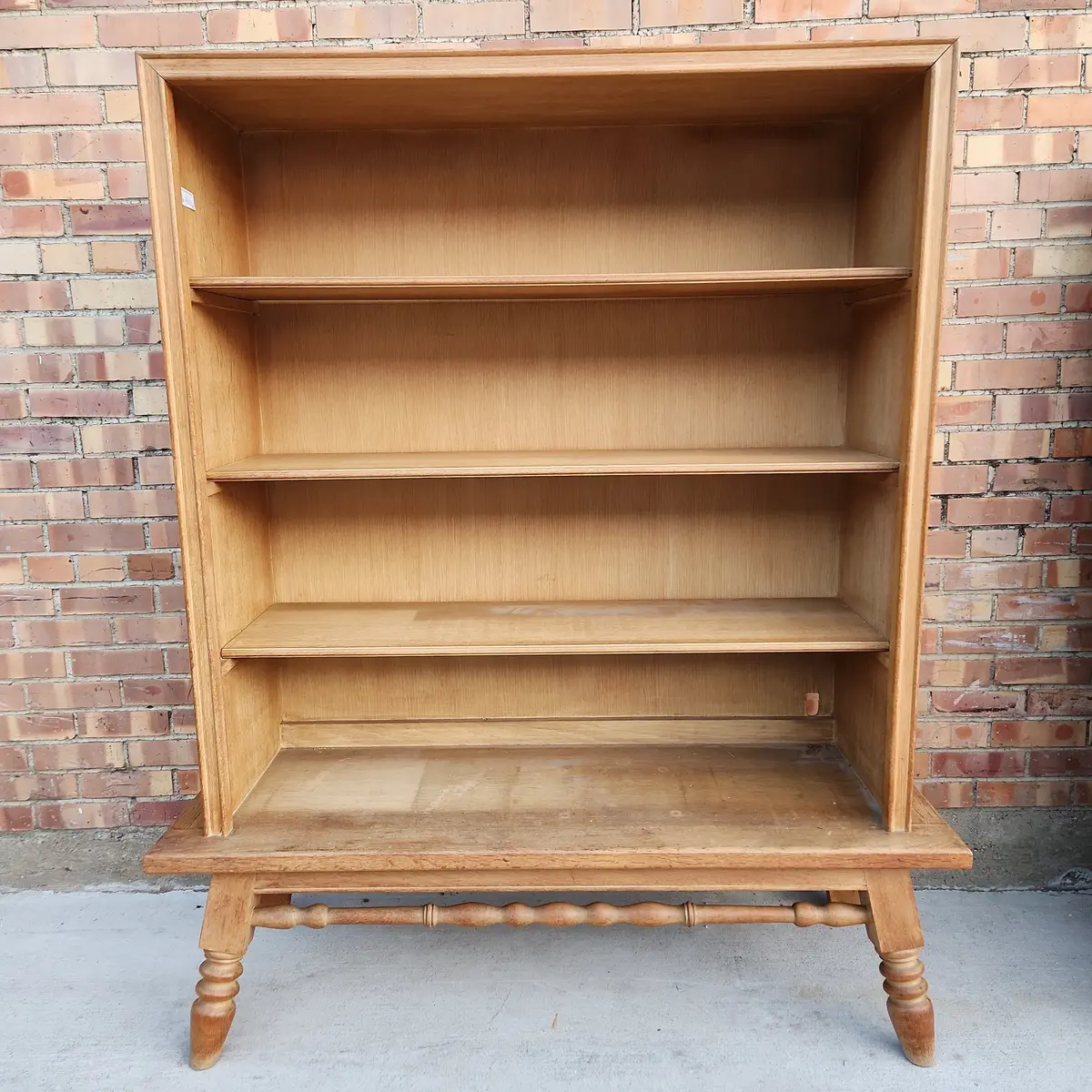 Open Bookcase With Splayed Legs 1
