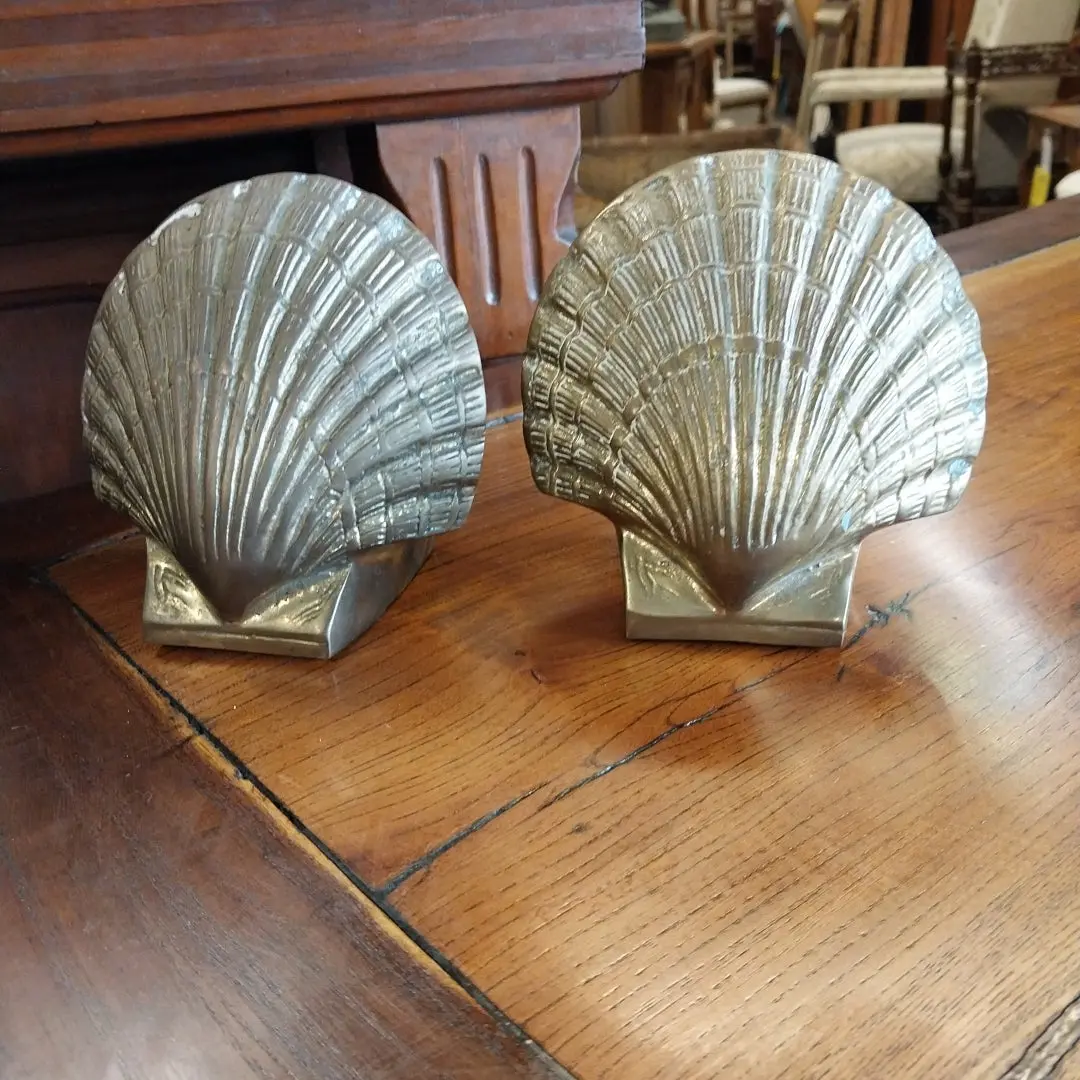 Pair Clamshell Brass Bookends 1