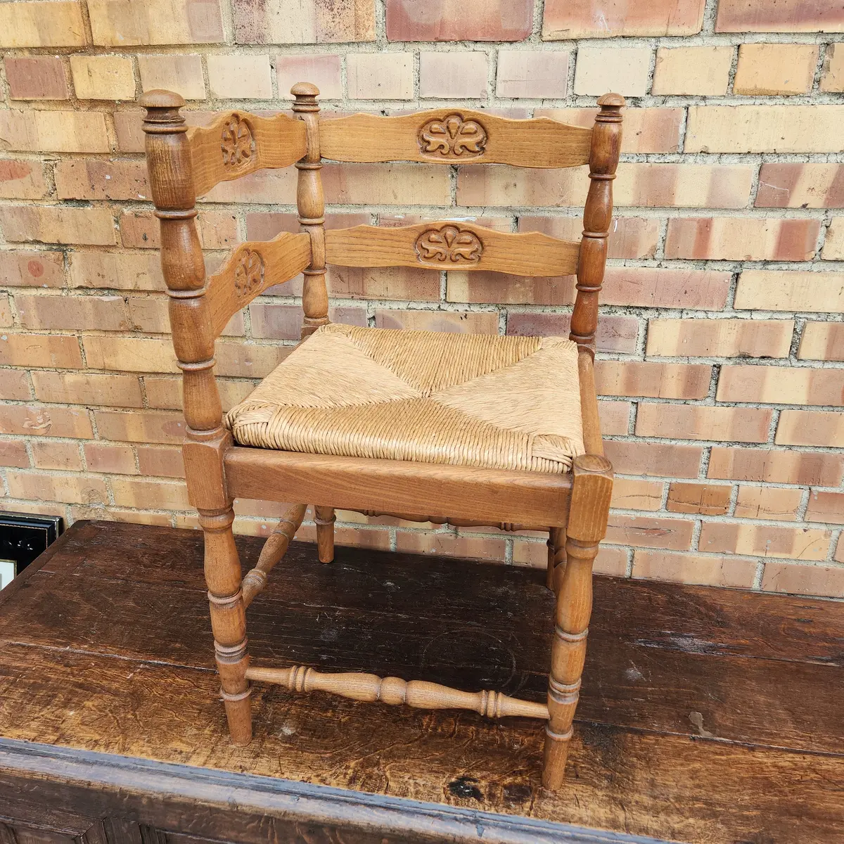 Ladder Back Rush Seat Oak Corner Chair 1