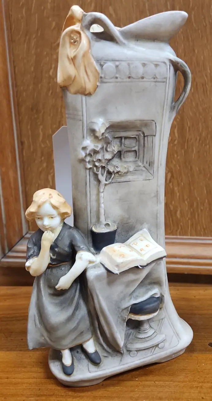 Art Nouveau Grey Vase With Girl 1