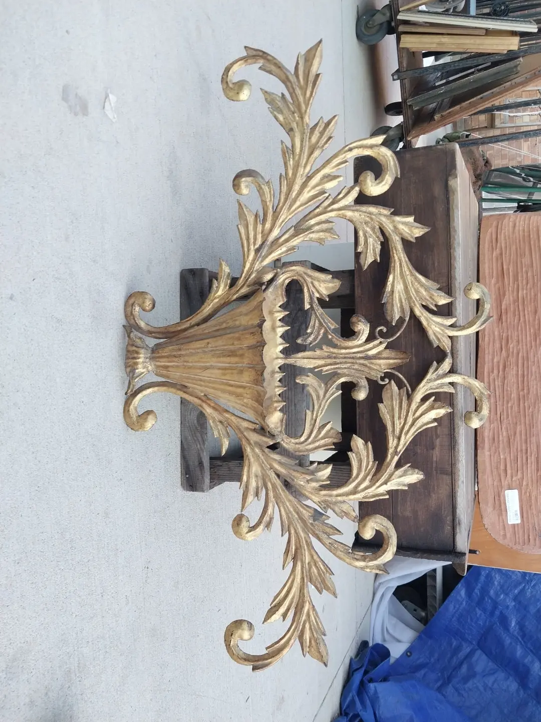 Gilt Wall Tole Planter 1