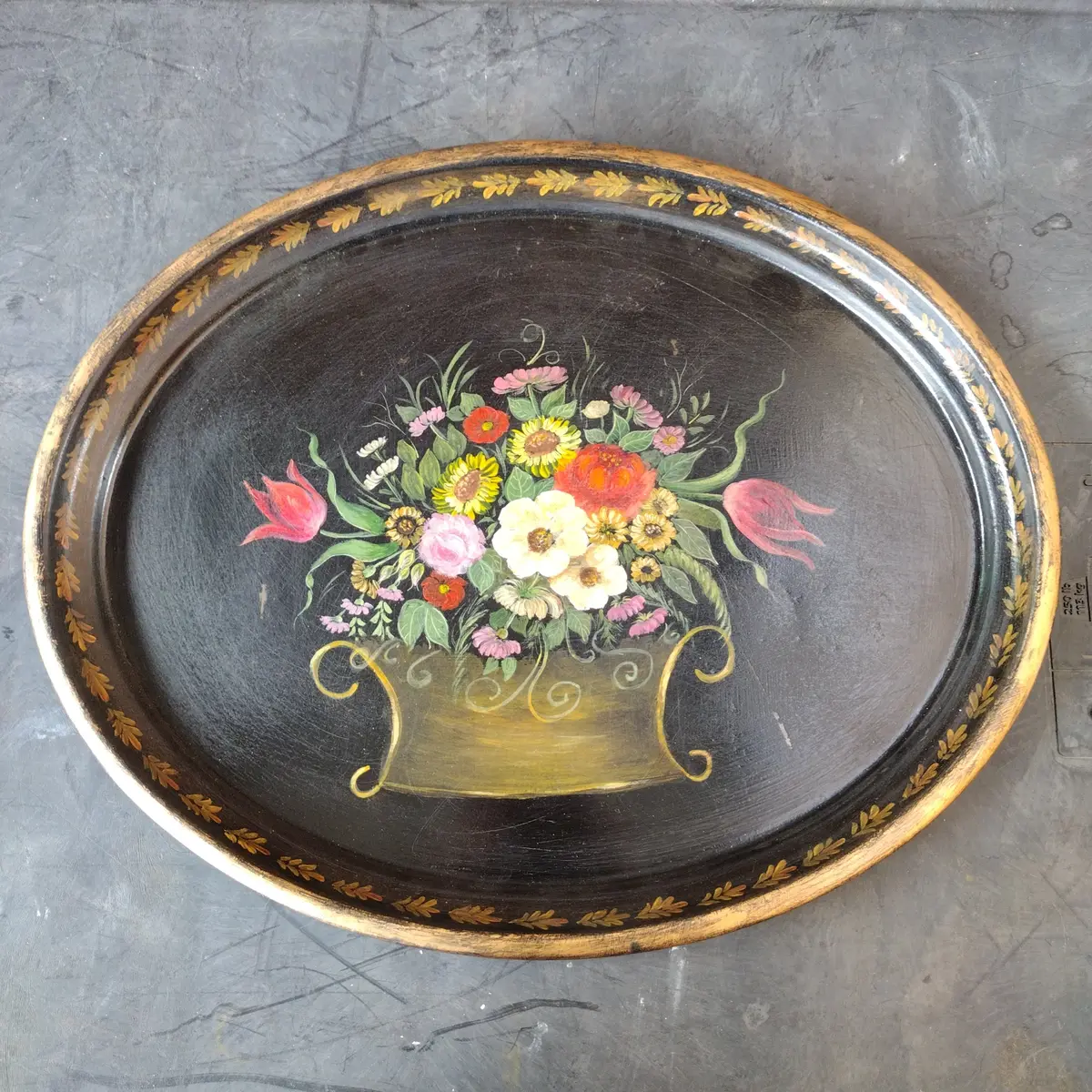 Vintage Floral Painted Tole Tray 1