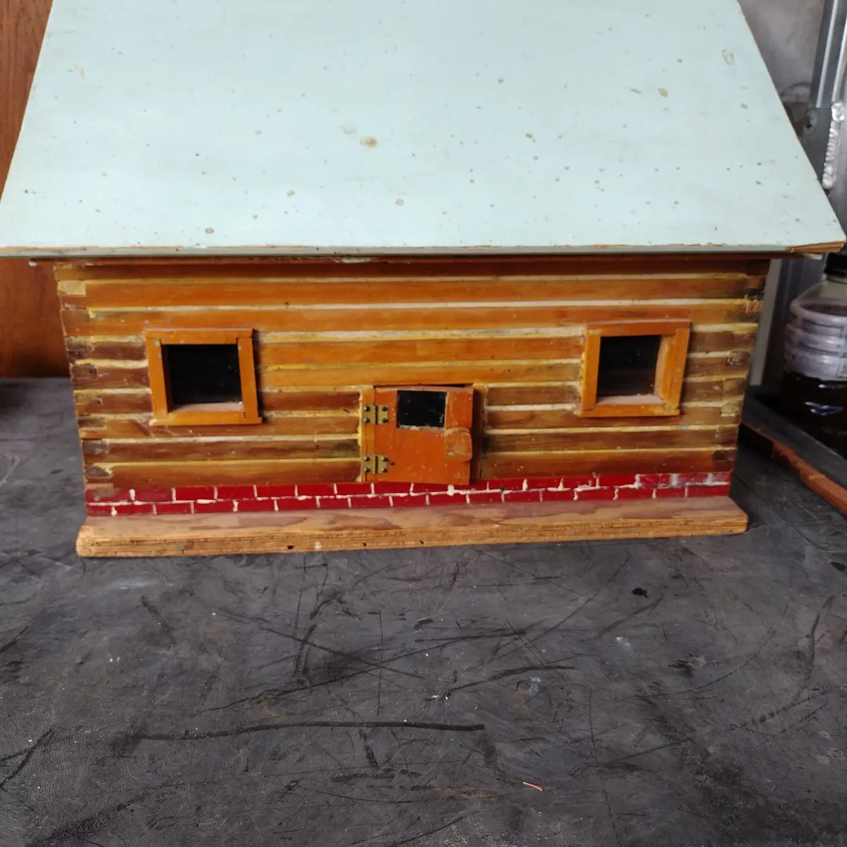 Vintage Handmade Primitive Cabin With Furniture 1