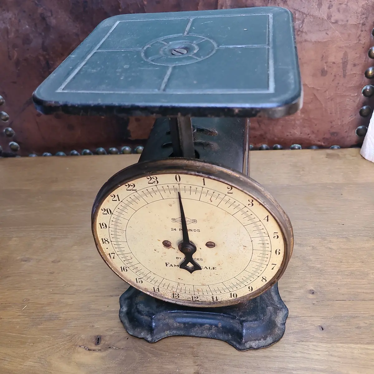 Black Standard Scale 3398 1