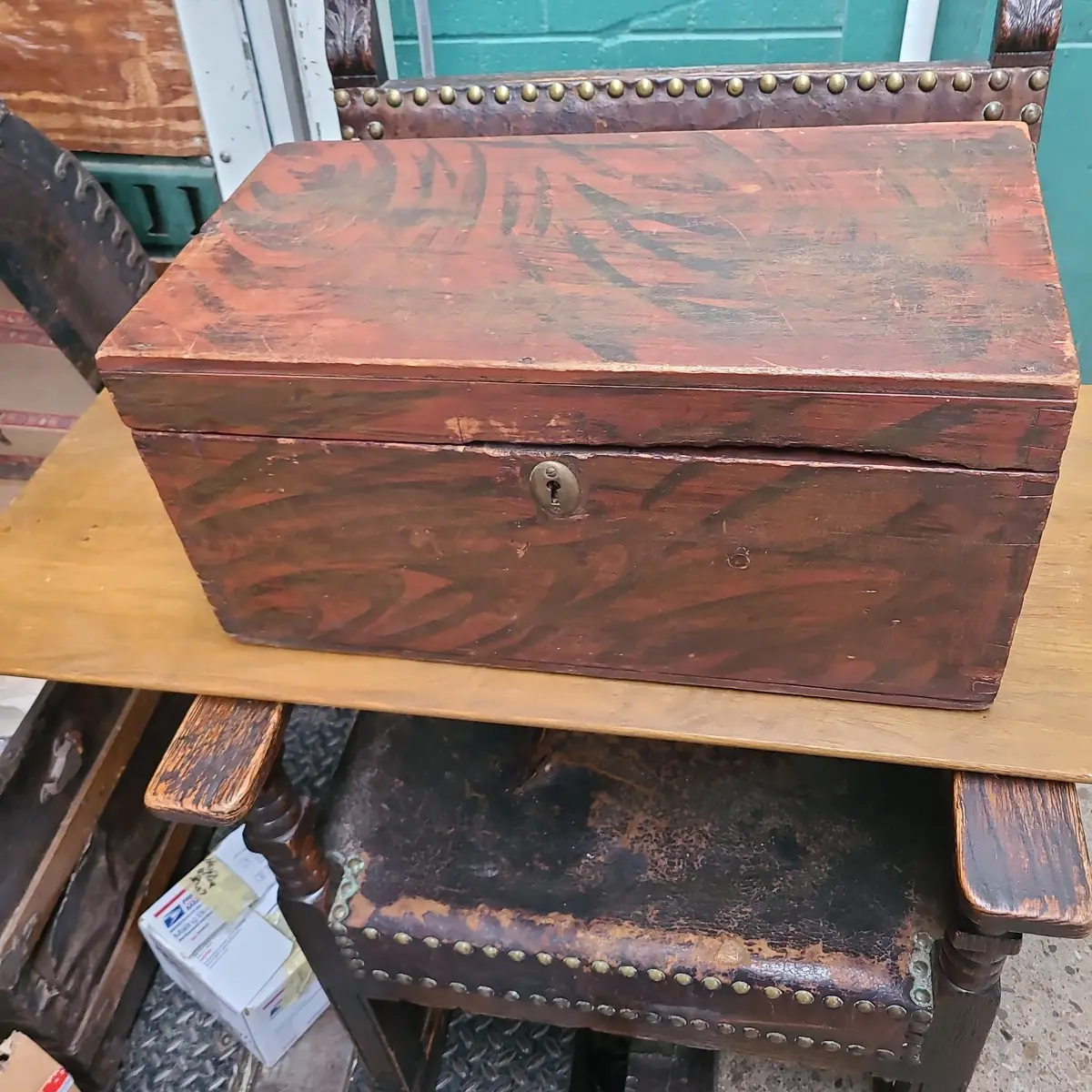 19Th Century Hand Doveyailed Bix With Faux Grain Paint 3398 1