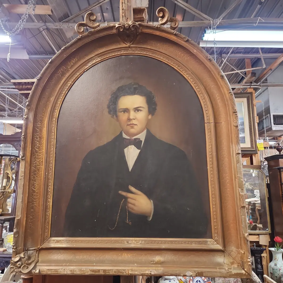 Arched Gold Frame With Young Man Portrait 1
