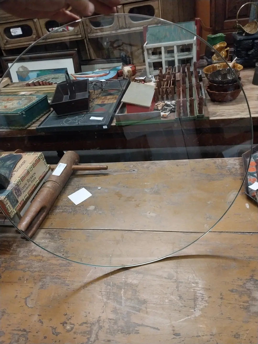 Small Round Glass Table Top With Polished Edge 1