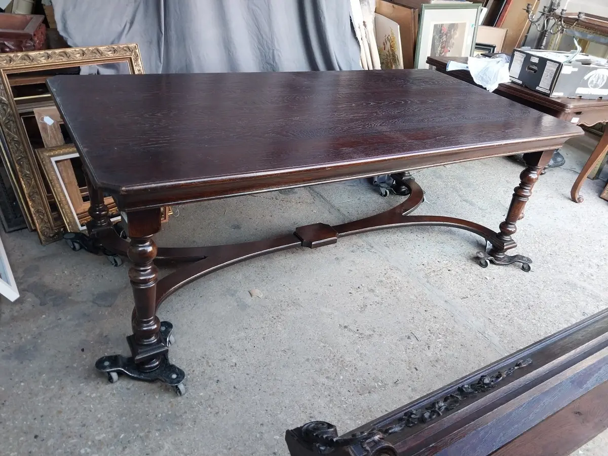 Rough Hewn Dark Oak Table 1
