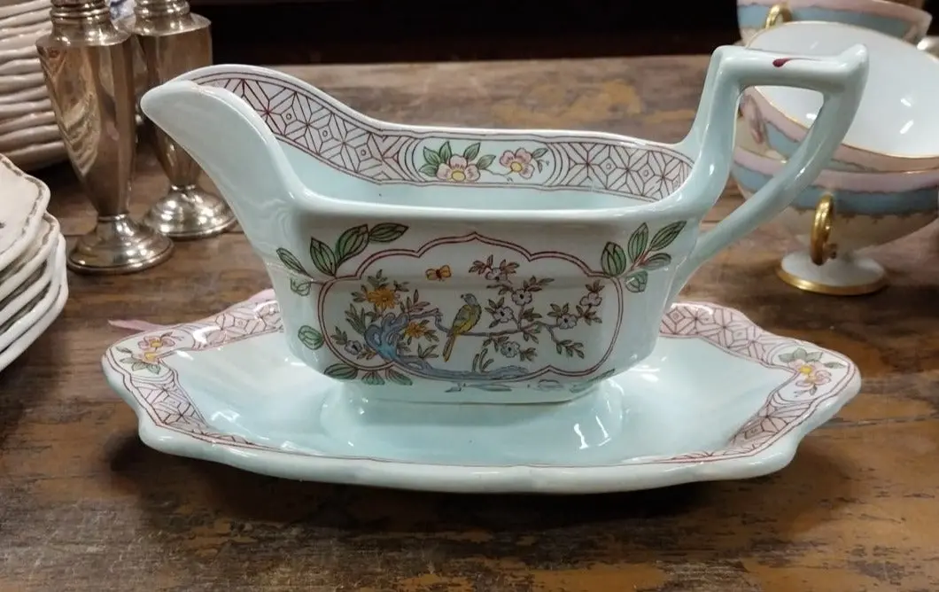 Adams Singapore Bird Gravy Boat 1