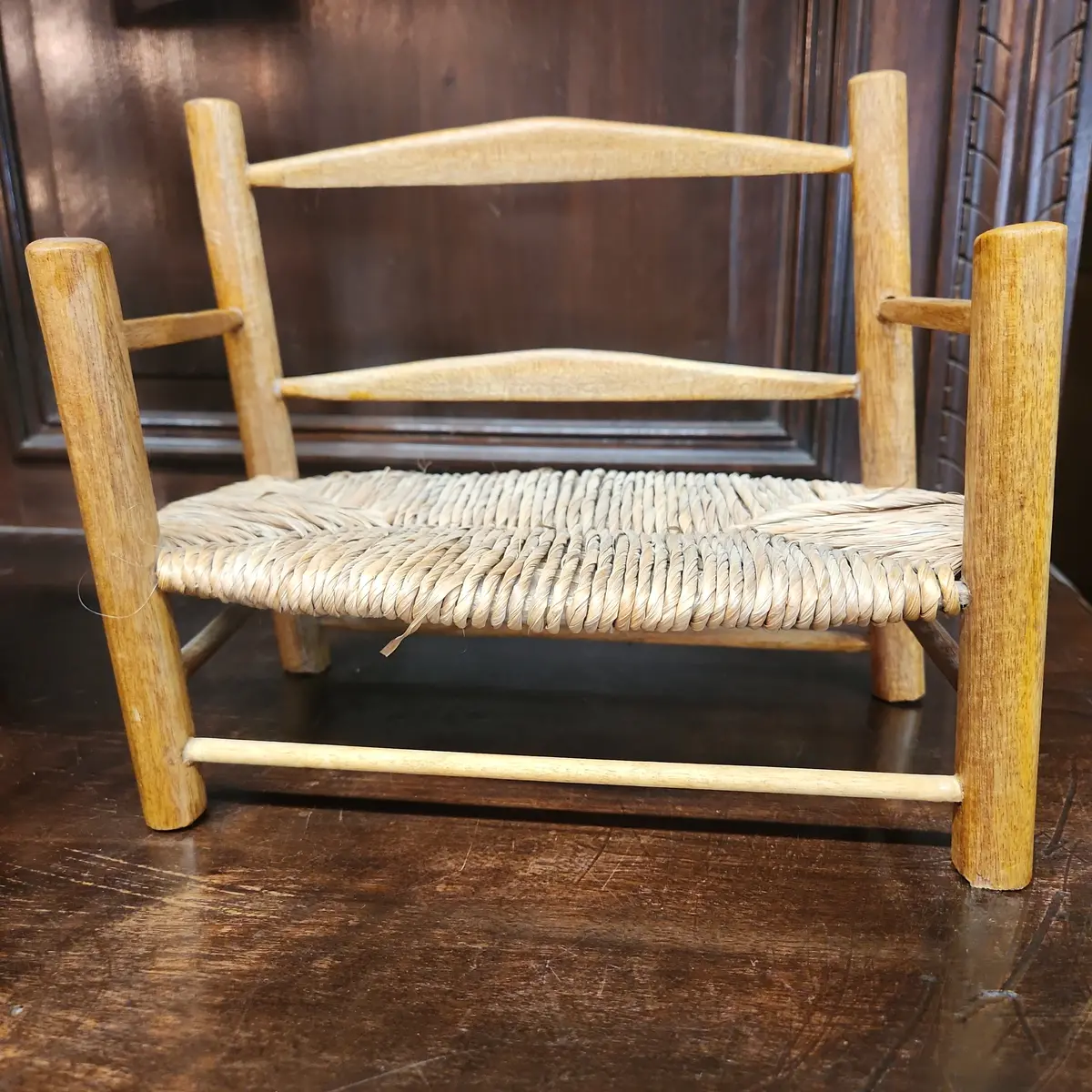 Adirondack Rush Toy Bench 1
