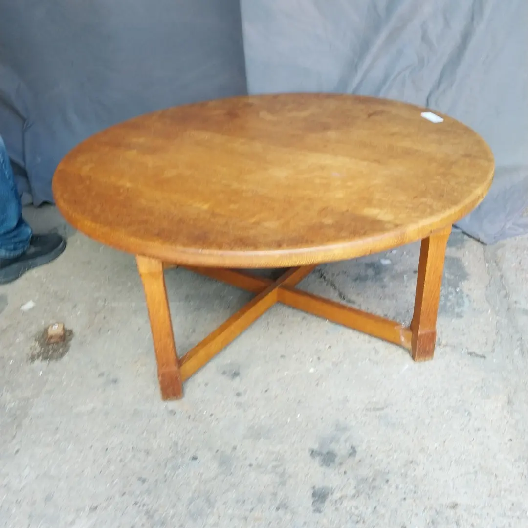 Round Oak Coffee Table With Wedge Side Tables 1