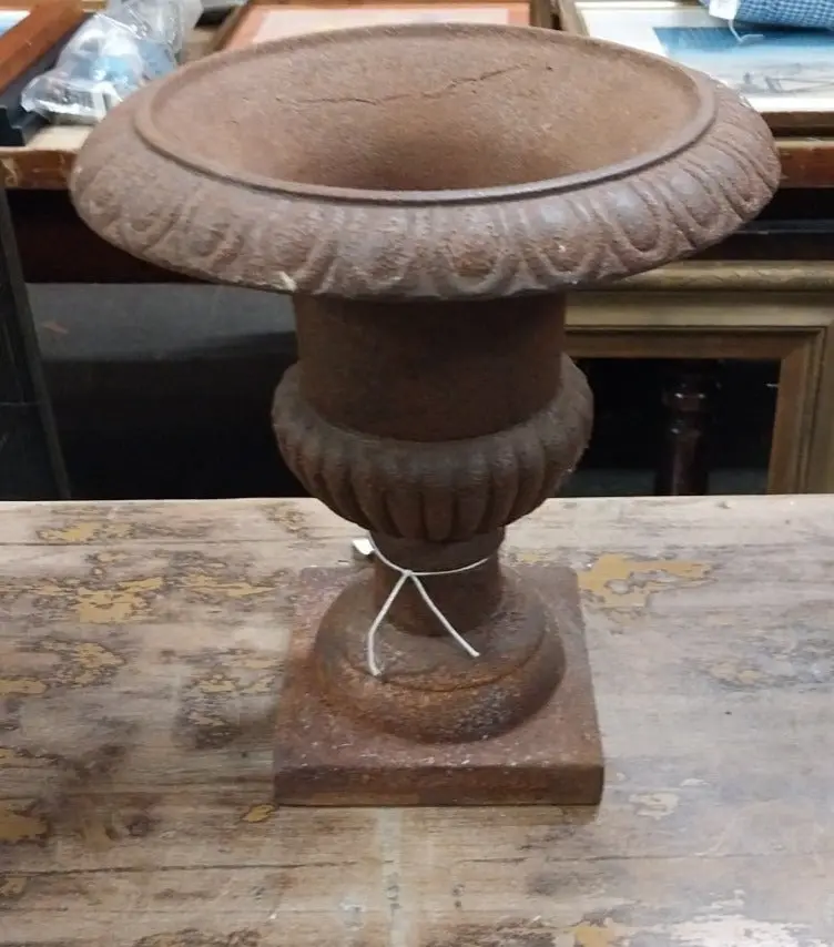 Small Cast Iron Planter 1