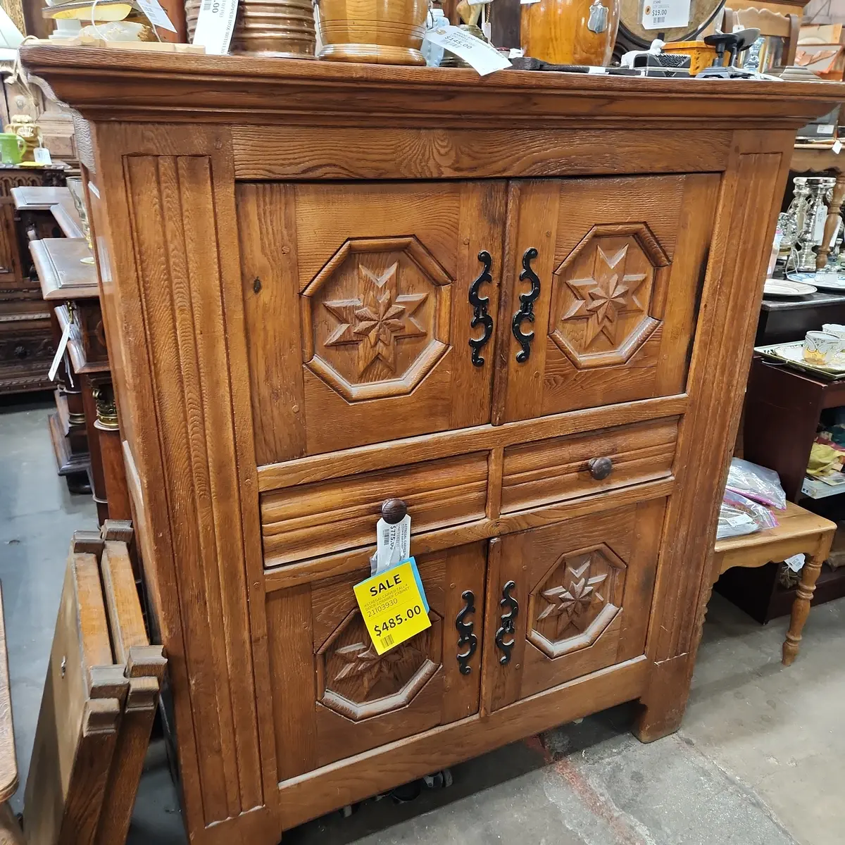 Astregal Carved Tall 4 Door 2 Drawer  Cabinet 1