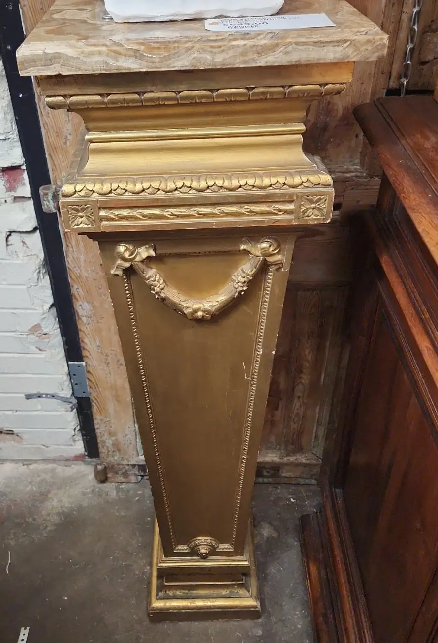 Louis Xvi Goldwood Pedestal With Onyx Top 1