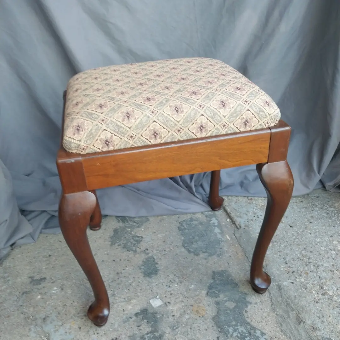 Upholstered Queen Anne Stool 1