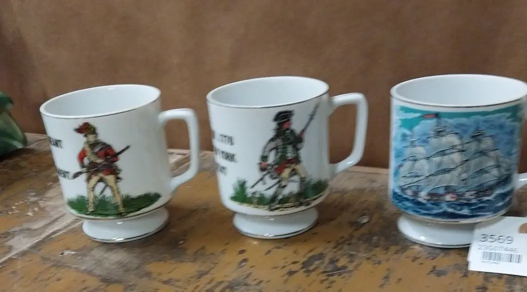Set Of 3 Bicentenial Cups 1